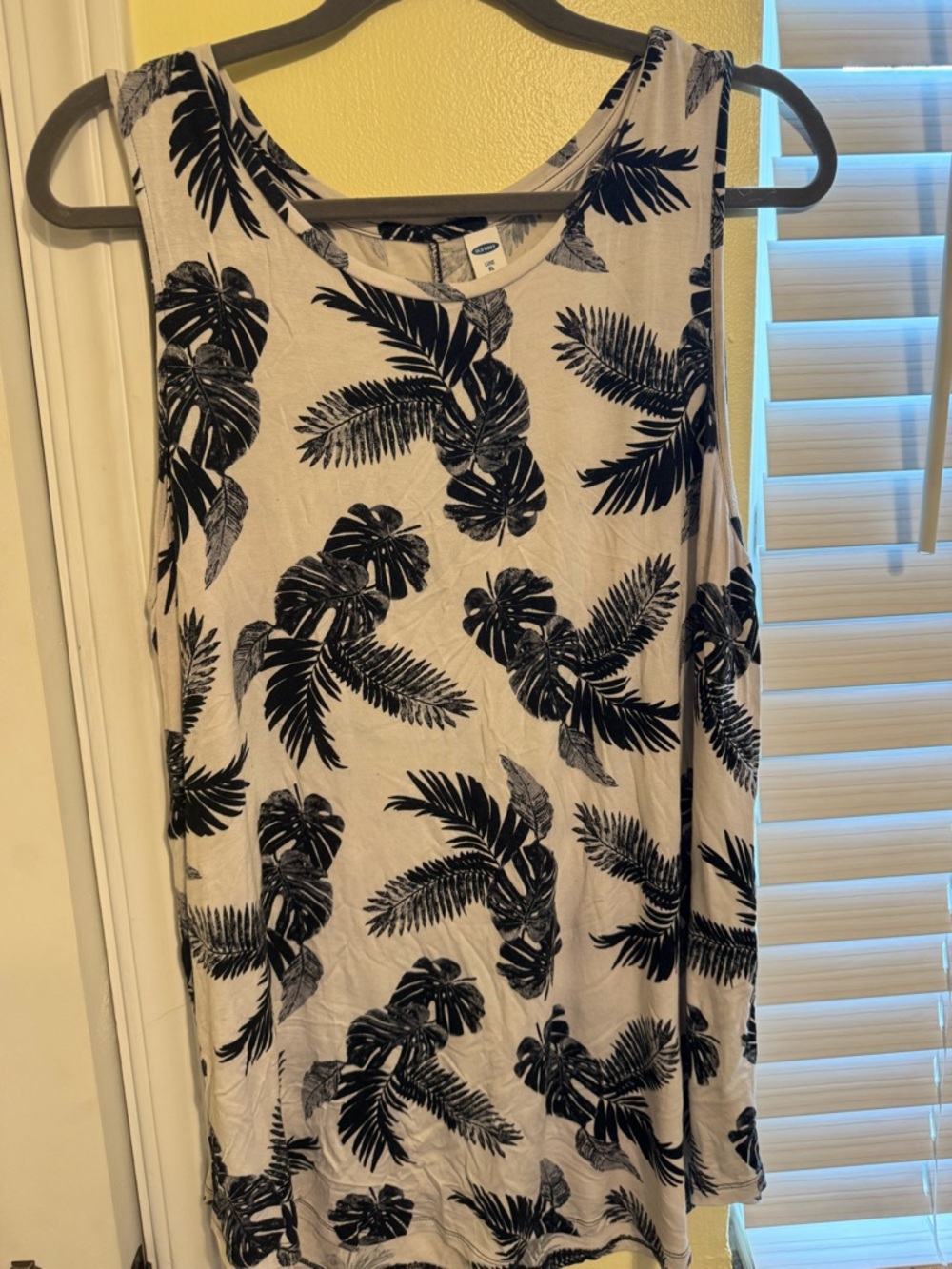 Old Navy Black Luxe Palm-Print Tank Top on White